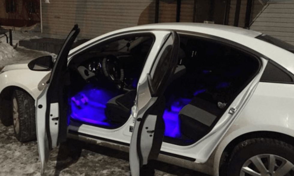 Світлодіодна RGB стрічка для підсвічування салону автомобіля з пультом ДК 4 шт. по 18 льод ELITE LUX EL-1228 – фото 2