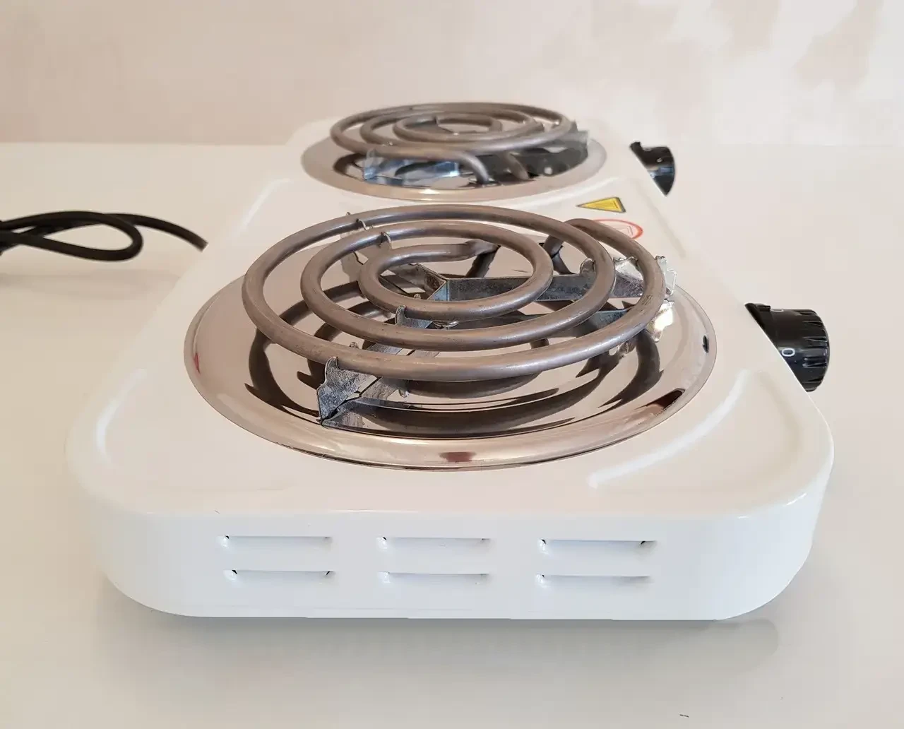 Електрична настільна плита дві конфорки Hot Plate HP-JX2020B спіральний тен, 2 кВт, 5 режимів Білий UKG – фото 5