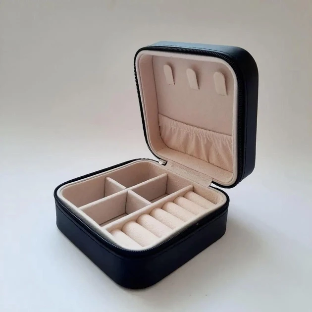 Квадратна скринька для прикрас Колір: Чорний – фото 2