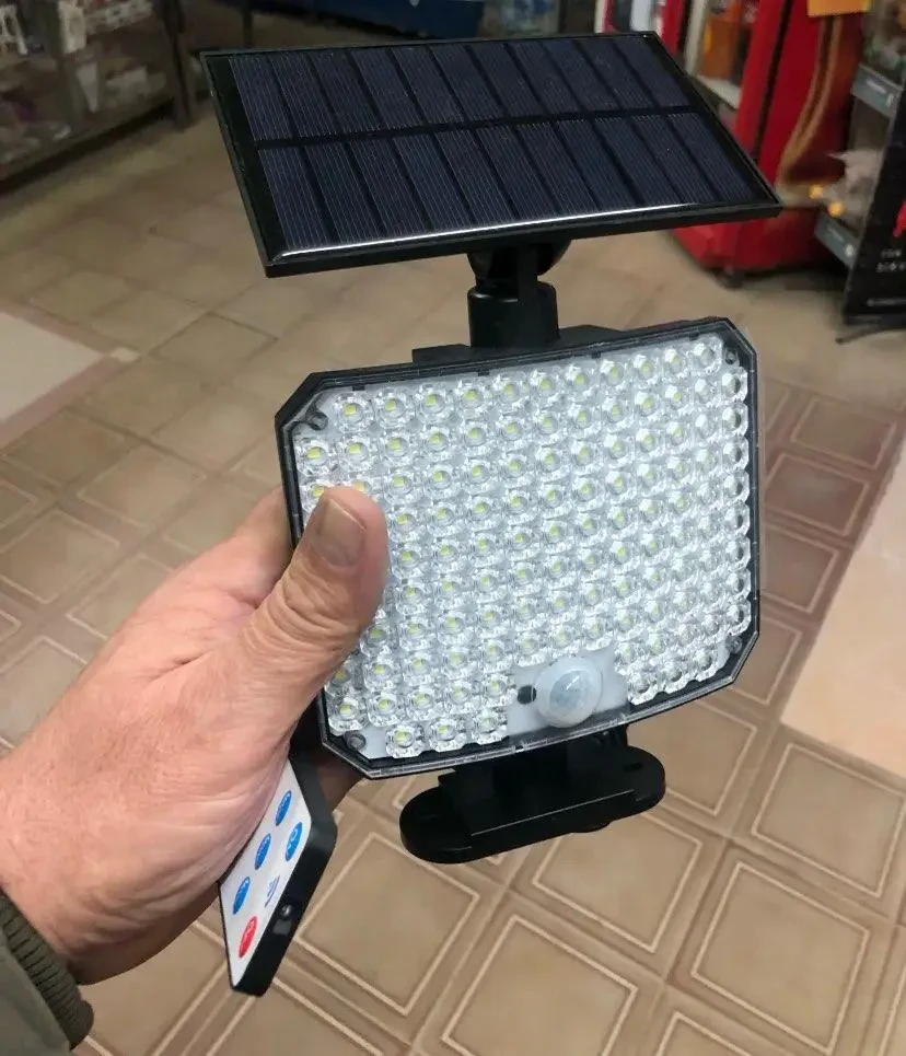 Світильник на сонячній батареї з датчиком руху Solar wall lamp BL-104-SMD – фото 5