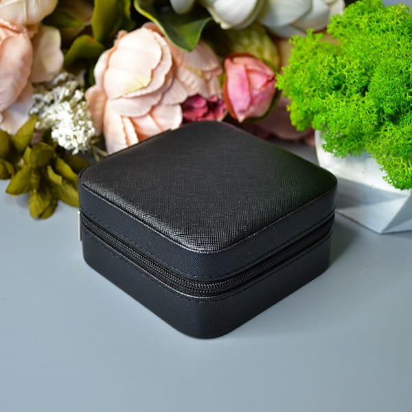 Квадратна скринька для прикрас Колір: Чорний – фото 1