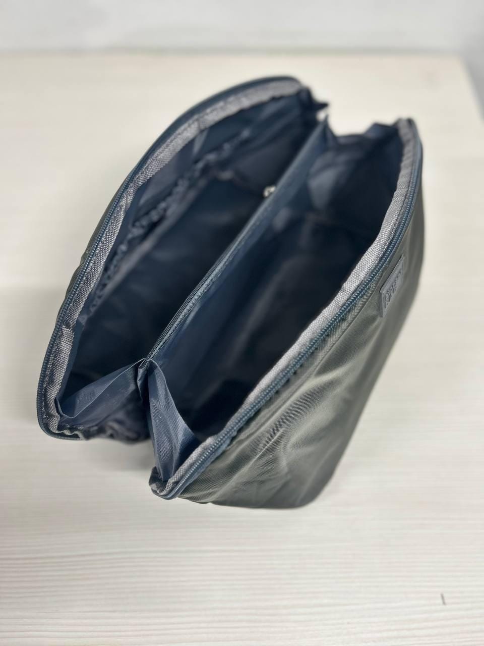 Жіночий дорожній органайзер для одягу, бюстгальтерів, шкарпеток, Storage bag чорний – фото 6