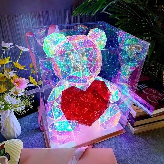Хрустальний Ведмежатко Геометричний Ведмедик 3D LED Teddy Bear нічник з червоним серцем 25 см – фото 1