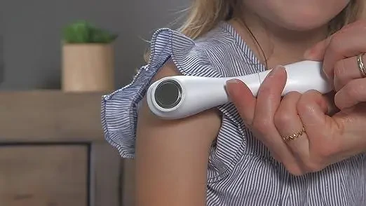 Вібромасажер проти укусів, подразнення комах, комарів, бджіл, STING DOCTOR SaleMarket – фото 3