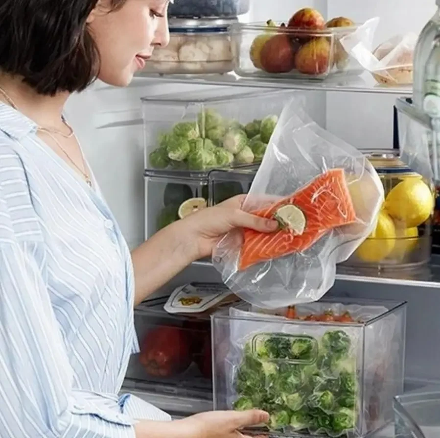 Вакуумні пакети для вакууматора 30х500 см у рулоні харчові для зберігання їжі продуктів – фото 3