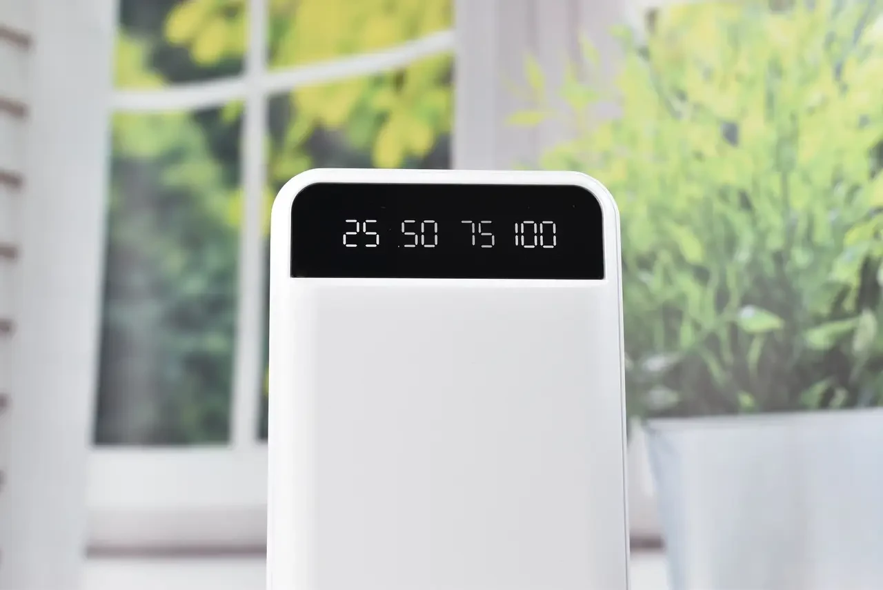 Power Bank Smart Intelligent Fast Charging KJ-P16 зарядний пристрій 50000mAh Білий – фото 1