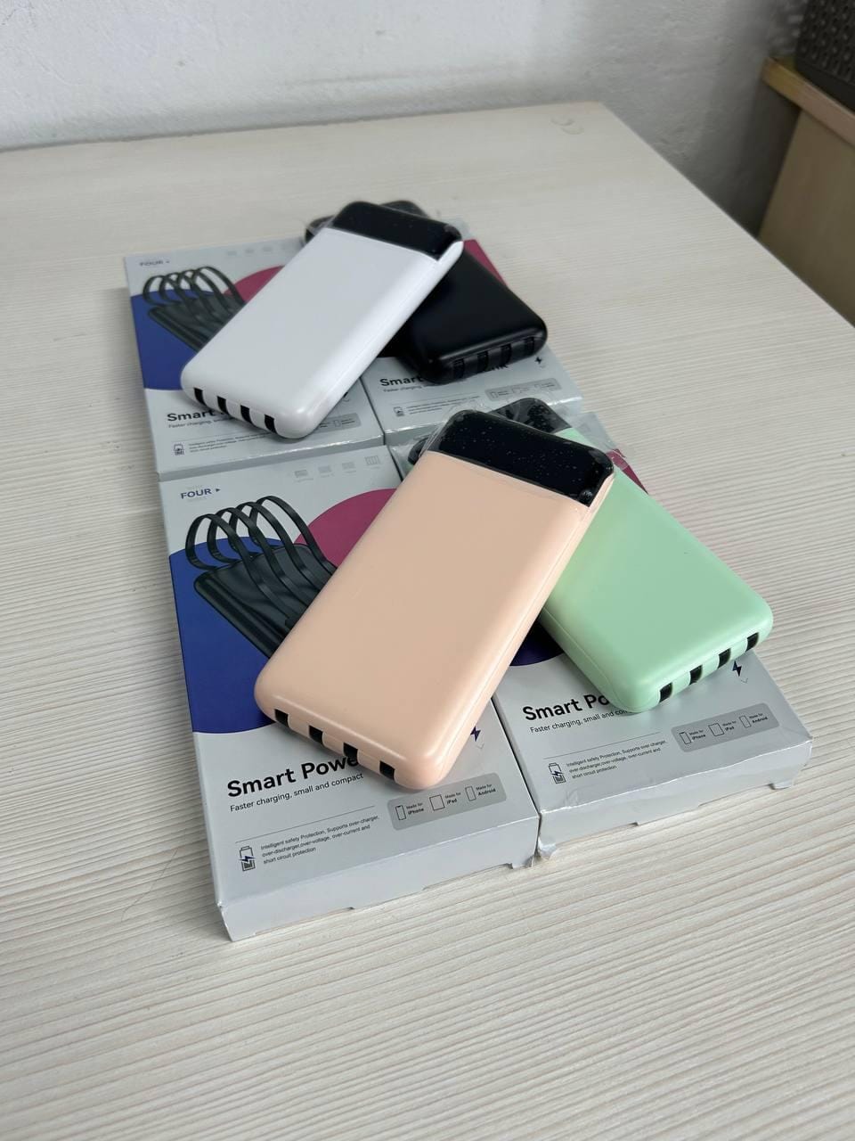 Повербанк із чітким дисплеєм і вбудованими кабелями KT T51X 10000 mAh Бірюзовий – фото 5