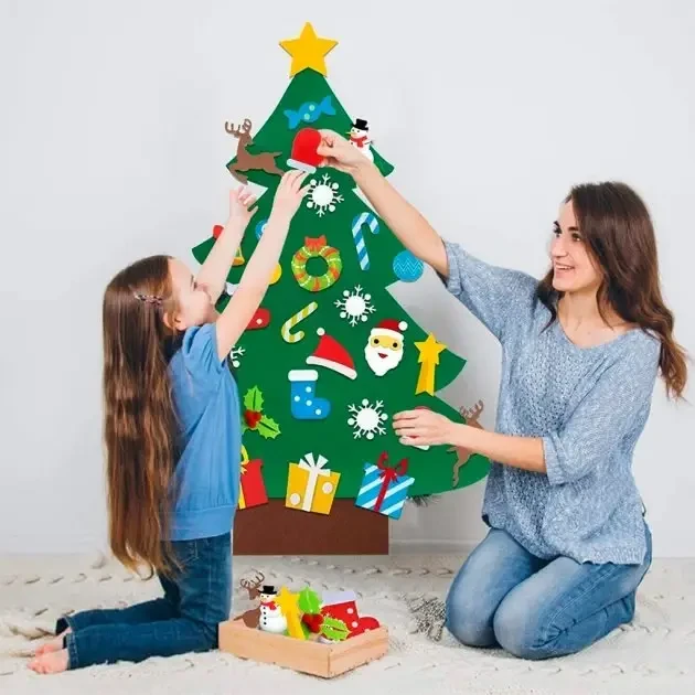 Дитяча Різдвяна ялинка з іграшками з фетру Chrismas Free Дитяча ялинка на стіну 95×70 см – фото 1