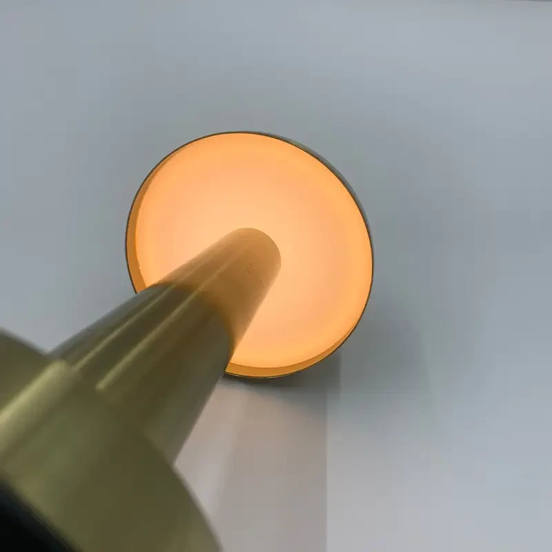 Настільна лампа металева з акумулятором Table Lamp Настільна сенсорна LED-лампа – фото 3