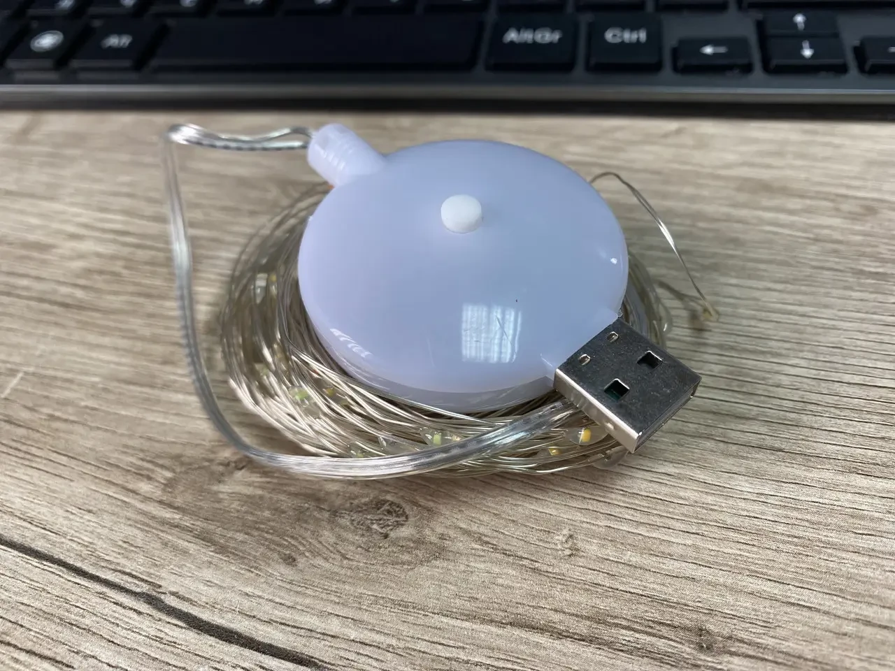 Гірлянда дріт музичний USB теплий білий 10 м SF-3 – фото 1