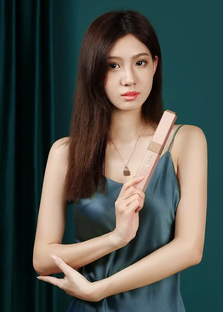 Бездротова акумуляторна плойка. Праска для випрямлення волосся Cordless hair LSM-637 портативна – фото 7