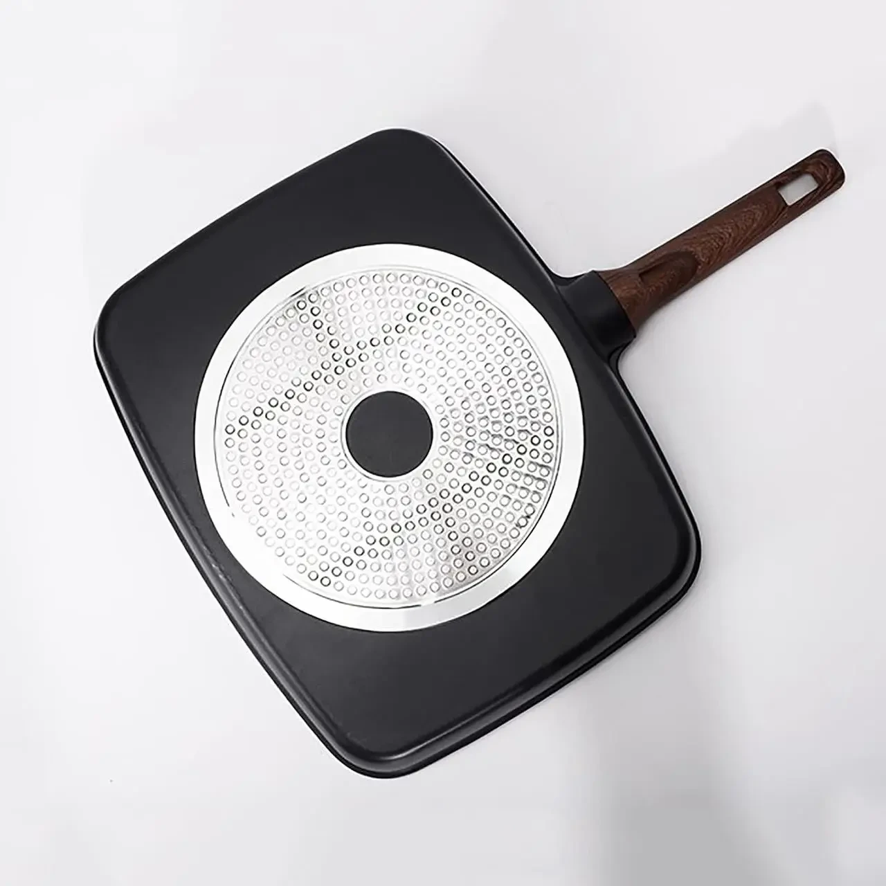 Антипригарна сковорода Xylan для швидкого приготування їжі