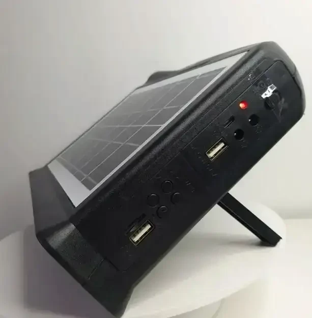 Портативна зарядна станція Cclamp CL-13 із сонячною панеллю на 2 лампочки з ліхтарем і Power Bank Докладніше: