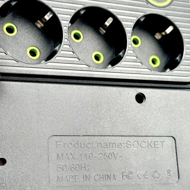 Мережевий фільтр живлення UA Power Socket F09U на 185 см 3 розетки +4 USB + Type-C Port, мережевий подовжувач