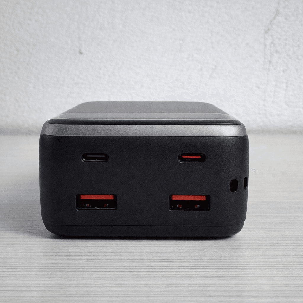Зовнішній акумулятор King Power KPG-316 30000 mAh 22.5W з дисплеєм чорний