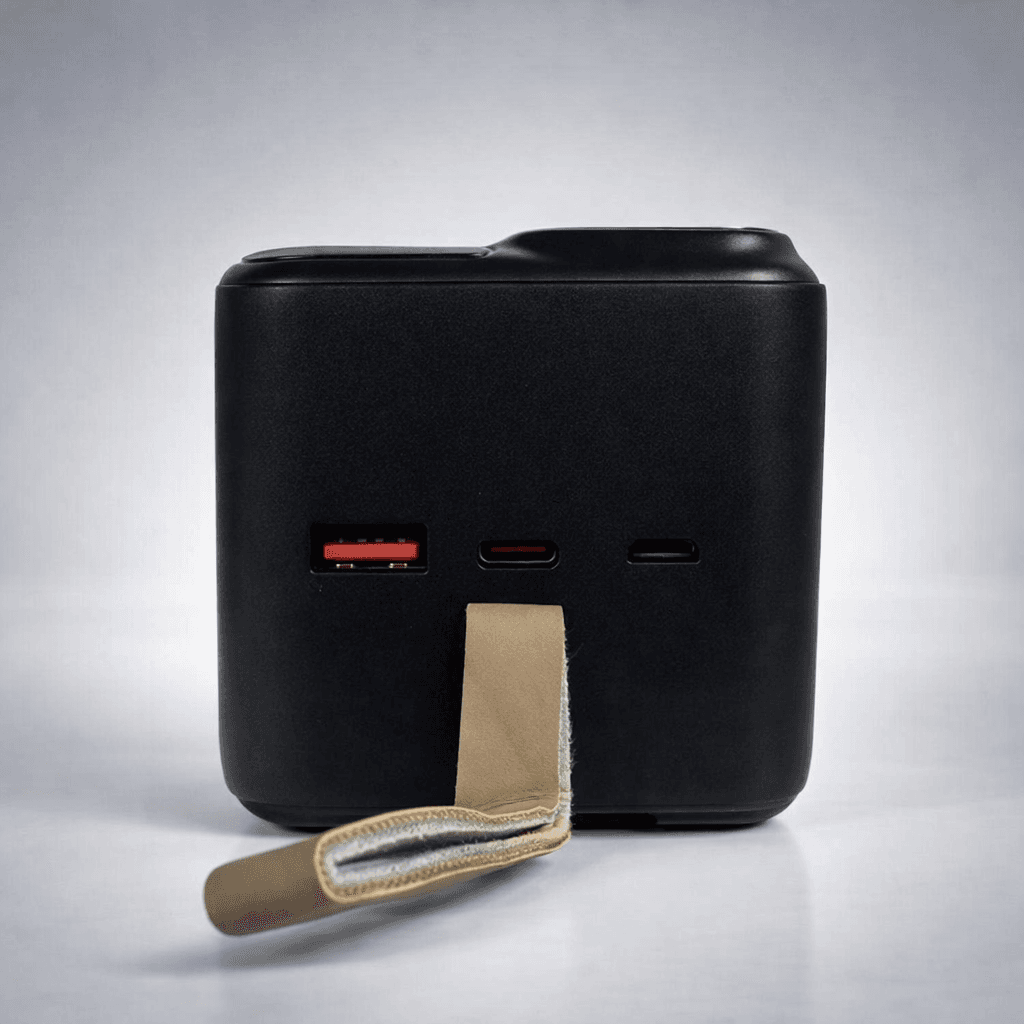 Повербанк KP KPG-501 Power Bank 50000 мА·год 22,5 Вт з дисплеєм і вбудованими кабелями