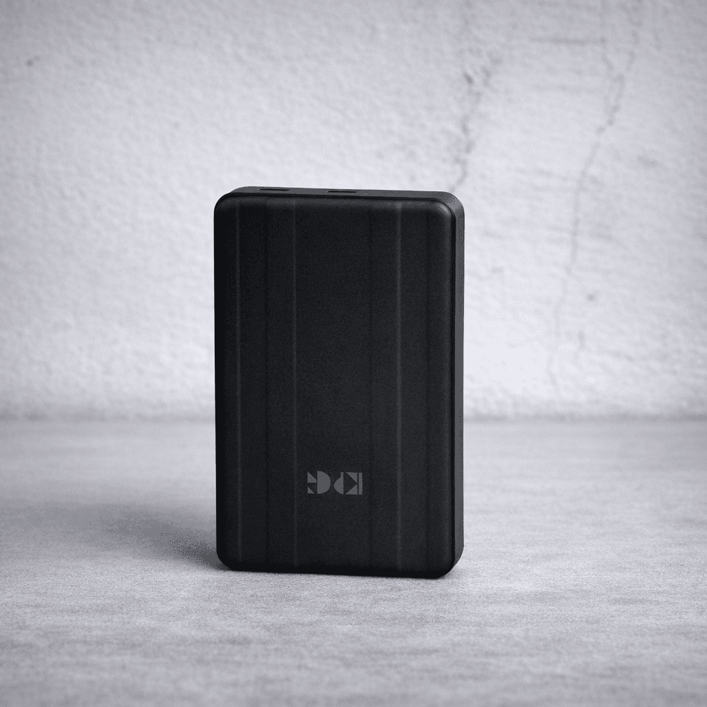 Power Bank King Power WPG-104 Magnetic 10000 mAh з бездротовою зарядкою MagSafe та швидкою зарядкою QC 3.0 / PD 22.5W