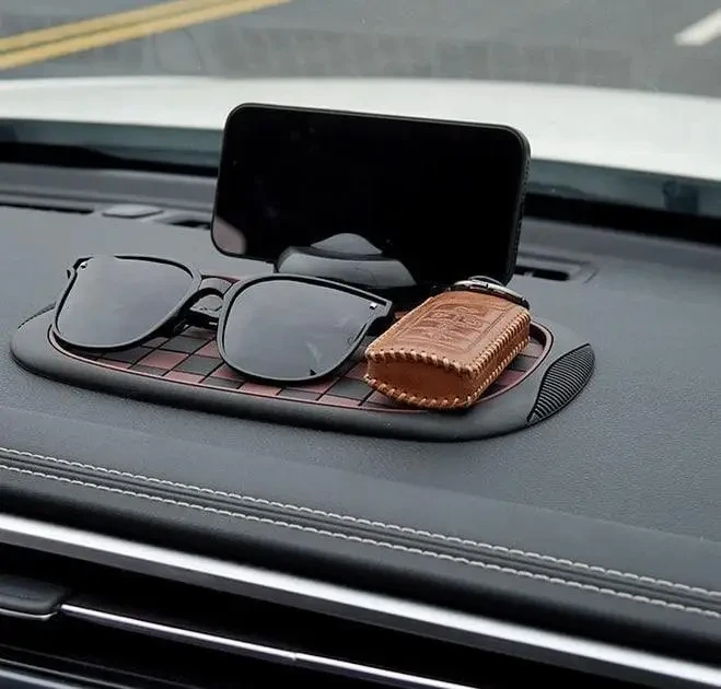 Багатофункціональний автомобільний килимок 3-в-1 з тримачем телефона та паркувальною табличкою для панелі авто