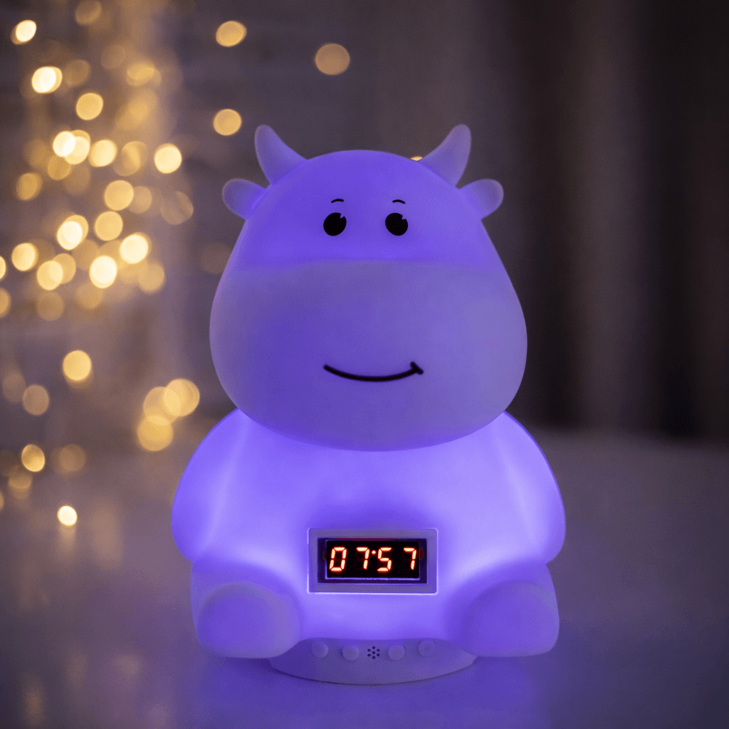 Дитячий акумуляторний нічник “Коровка” з м’яким LED-світлом, RGB-підсвіткою, вбудованою Bluetooth-колонкою й електронним годиннико