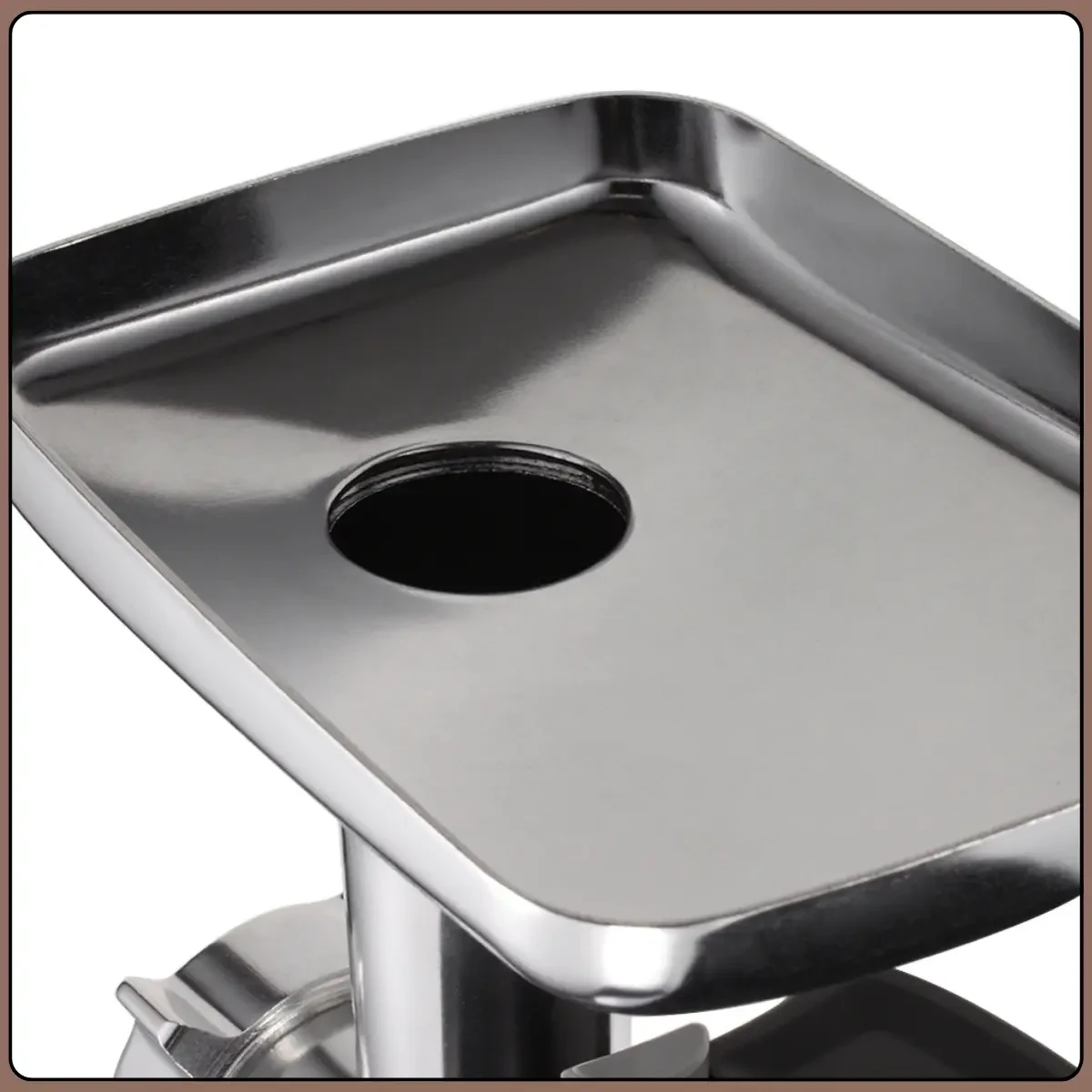 Електрична м’ясорубка з насадками для фаршу, ковбаси та кебе RAF R.3374 1000W