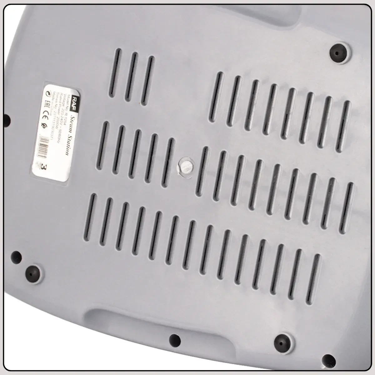 Праска з парогенератором, алюмінієвою підошвою і корковою ручкою RAF R.1254 2000W