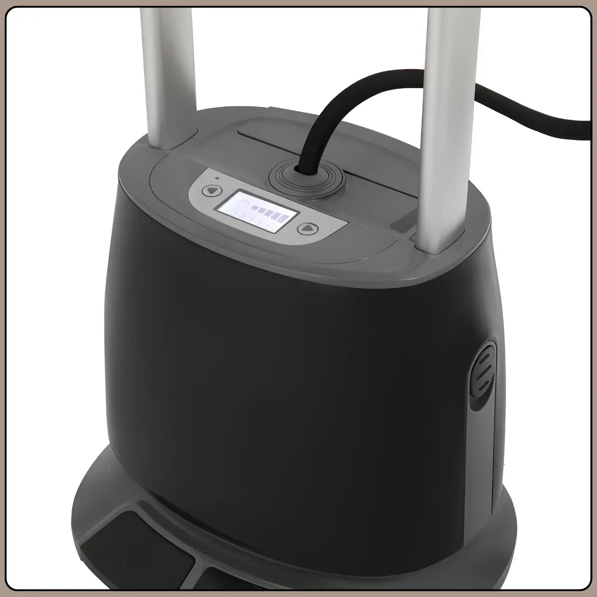 Вертикальний відпарювач для одягу з підлоговою конструкцією та резервуаром 1.5 л RAF R.3054 2180W