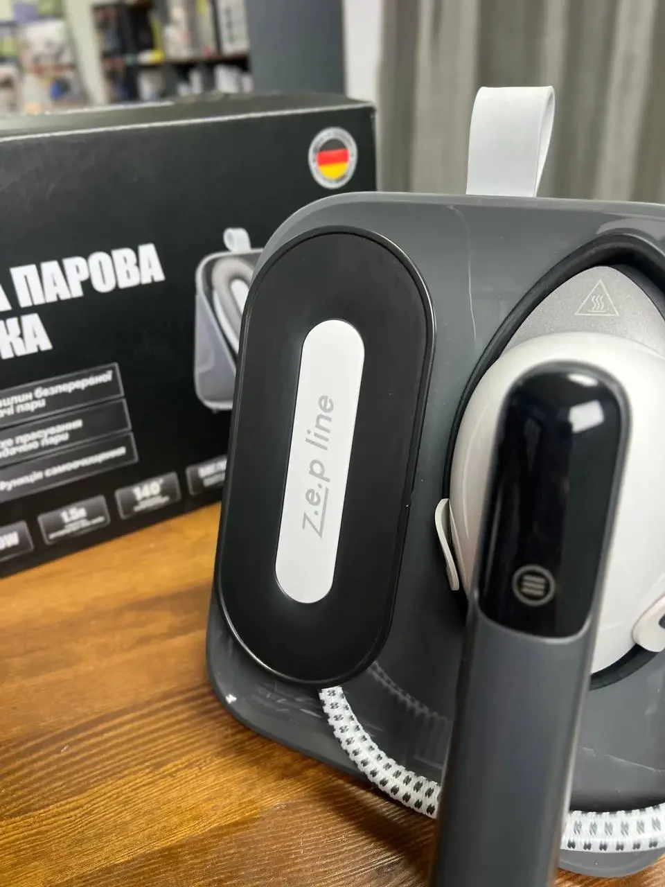 Відпарювач Zepline ZP-00222 Pro Сірий – з функцією самоочищення та сенсорне керування