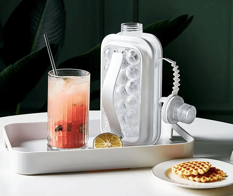 Портативна силіконова форма для льоду пляшка складана 2 в 1 ICE CUBE TRAY на 17 кульок