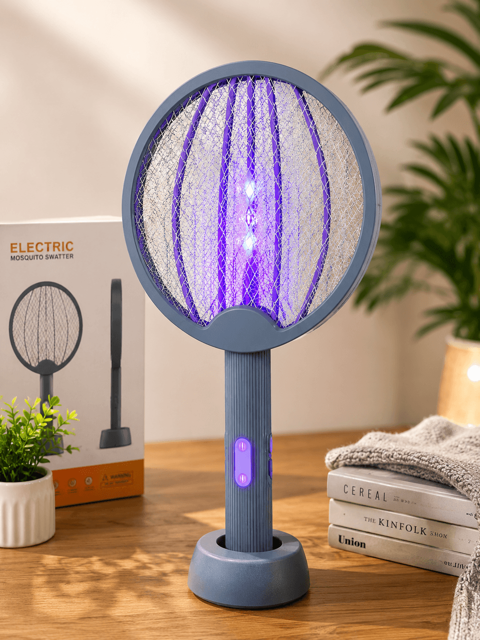 Мухобійка акумуляторна електрична складна знищувач комах UKC Electric Mosquito Swatter