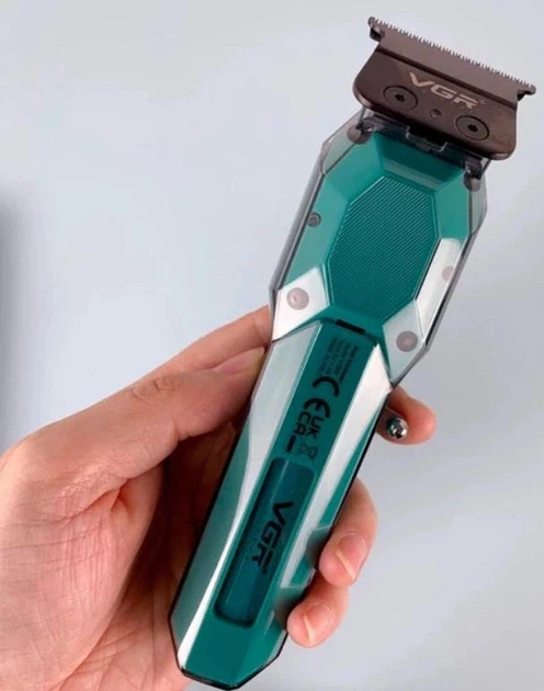 Акумуляторна машинка для стрижки VGR V900 Green з набором насадок