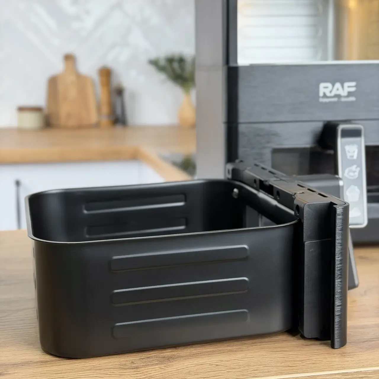 Подвійна аерофритюрниця-мультипіч RAF R.5225 Dual Zone 3300 Вт, 12 л, два незалежні кошики по 6 л, електронне керування