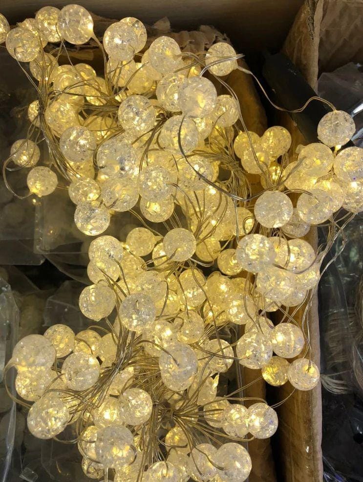 Світлодіодна гірлянда-штора «Кульки» 3×3 м 242 LED з 8 режимами світіння, тепле світло, живлення USB 5V